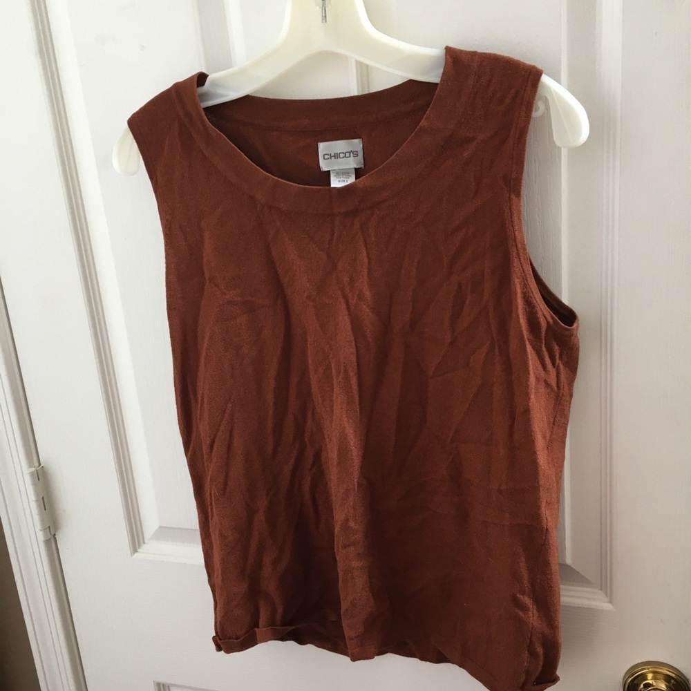 FINAL MARKDOWN LADIES Chico’s top 2 large 12